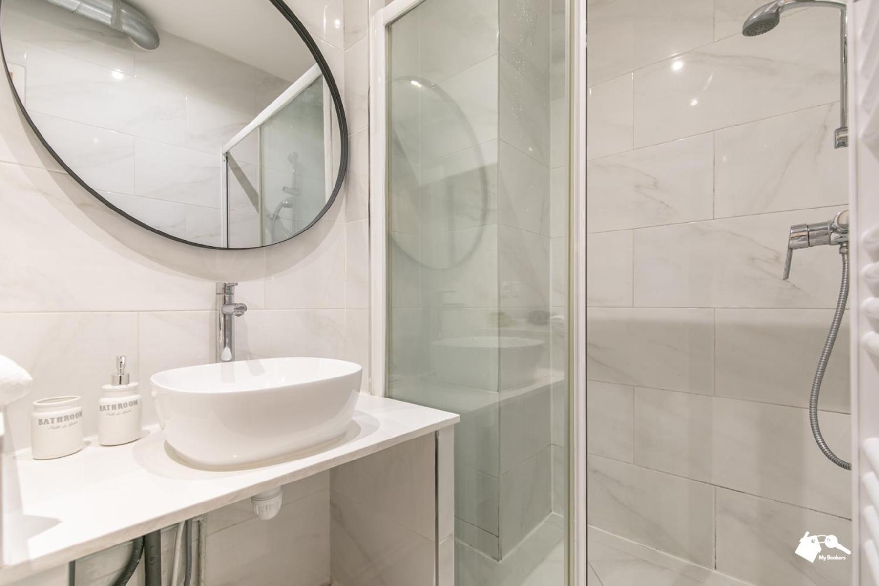 Mba - Splendide Appartement Proche Montmartre ปารีส ภายนอก รูปภาพ